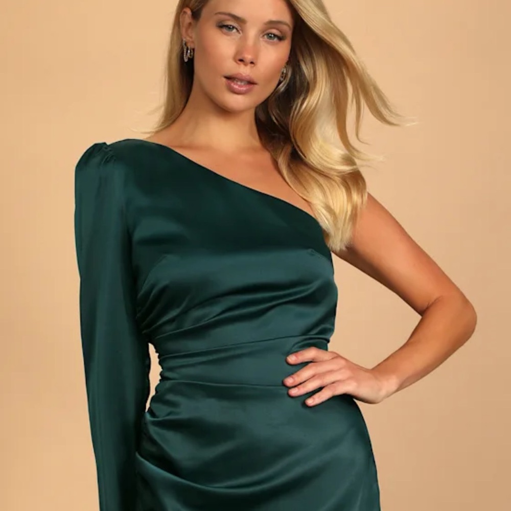 Lulu's Happy Hour Chic Emerald Satin Ruched One-Shoulder Mini Dress